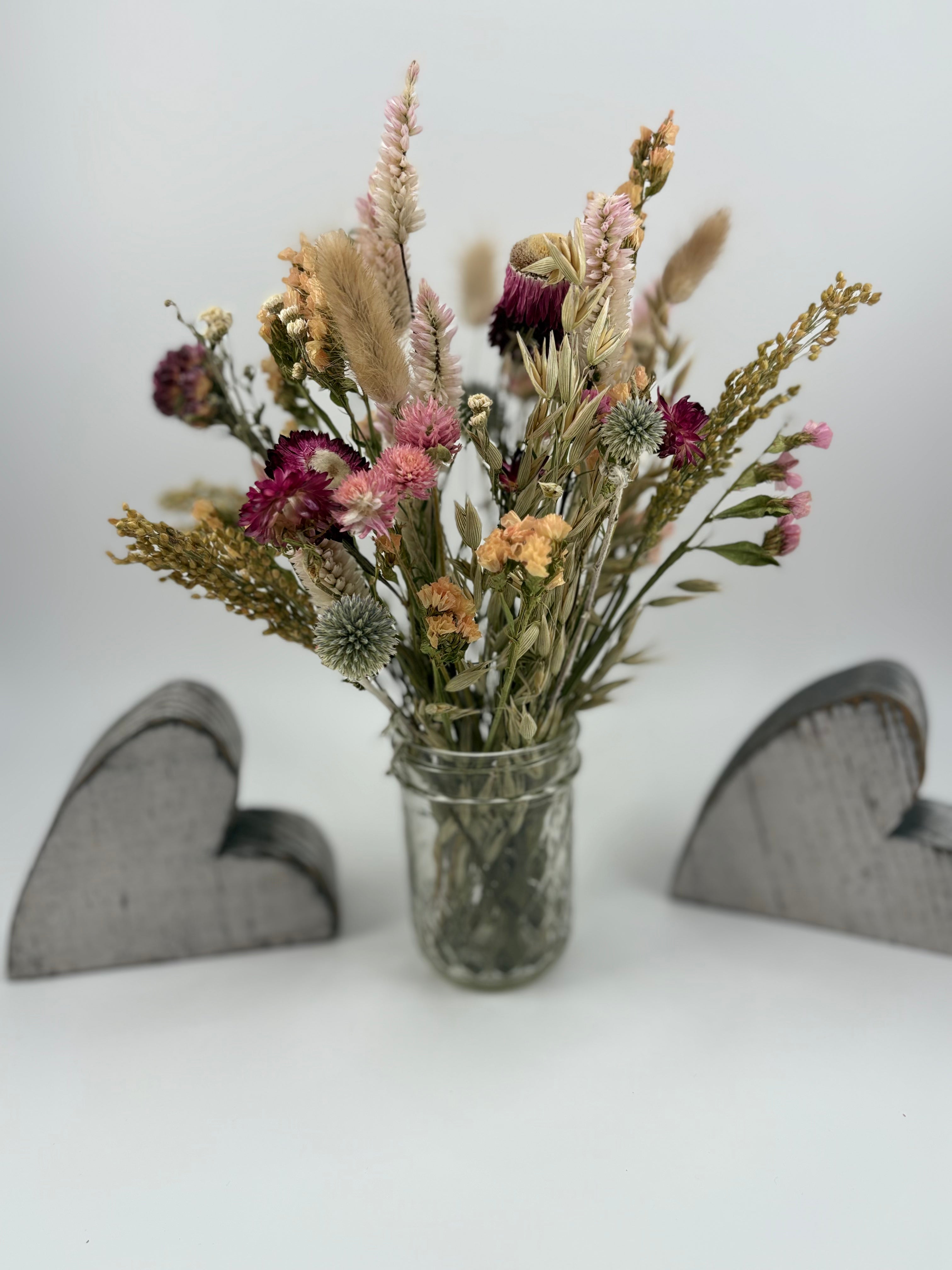 Everlasting Blooms: Dried Floral Arrangements