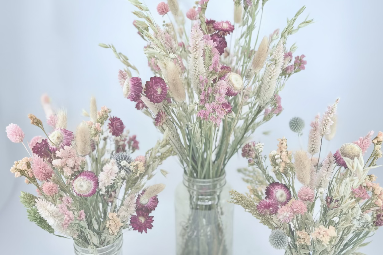 Everlasting Blooms: Dried Floral Arrangements