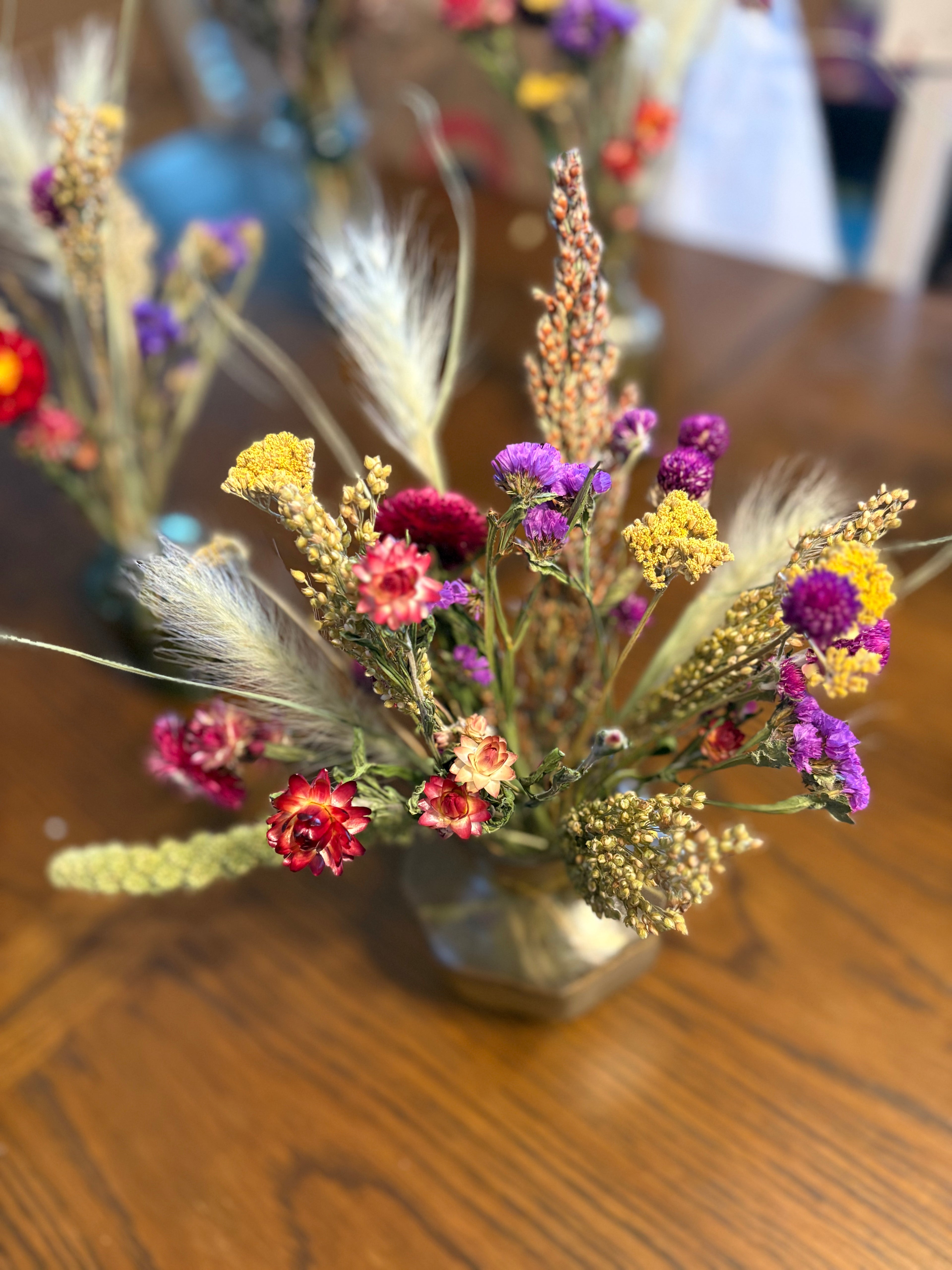 Everlasting Blooms: Dried Floral Arrangements